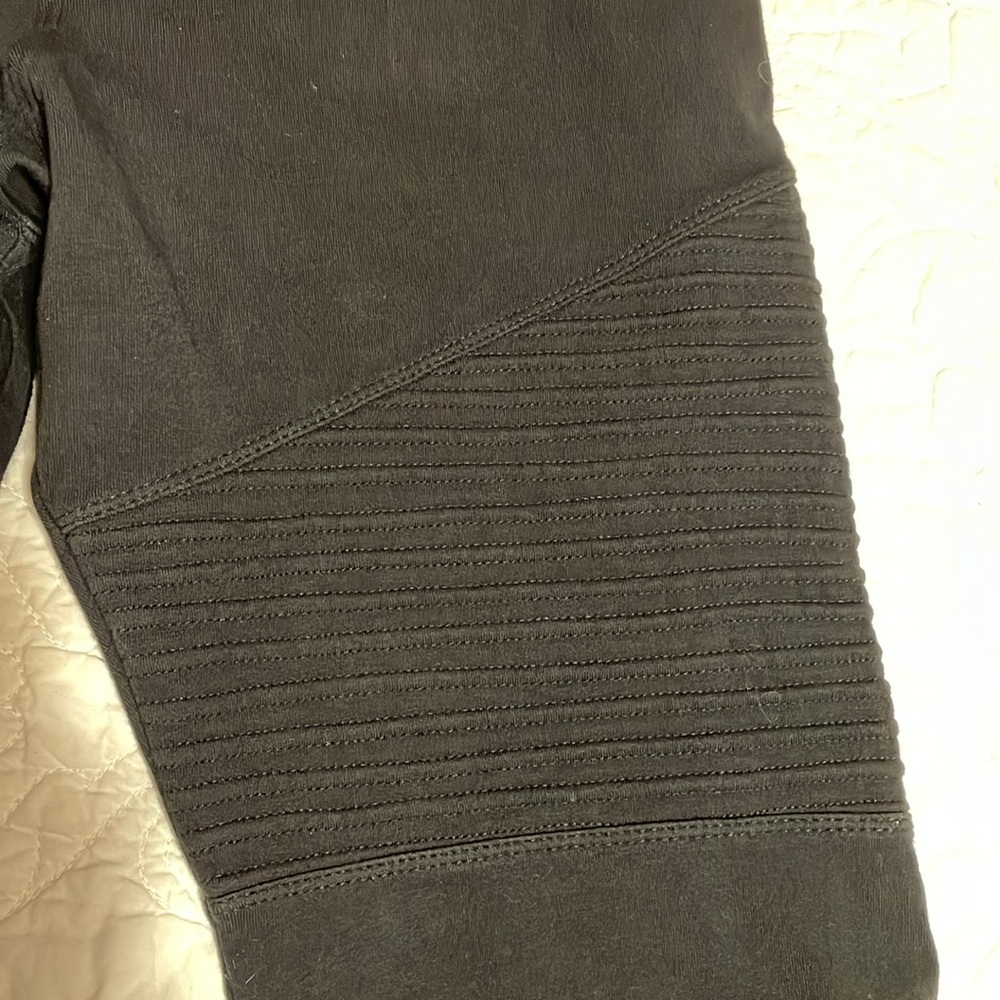 FREE PEOPLE intimates size large 
Black moto leggings - Picture 3 of 10